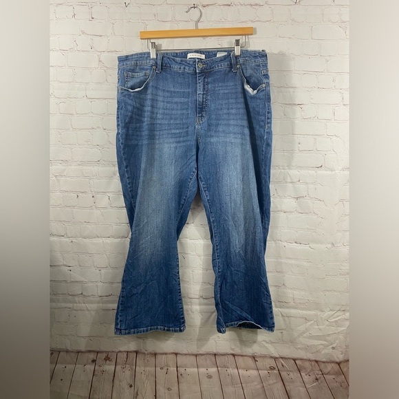 Eunina Lola Mid Rise Cropped Boot Jeans Womens Size 2XL Medium Wash Stretch - Picture 1 of 8